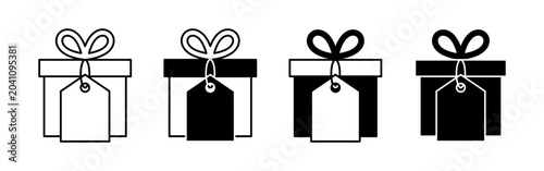 Foto four gift boxes with ribbons and tags in black and white
