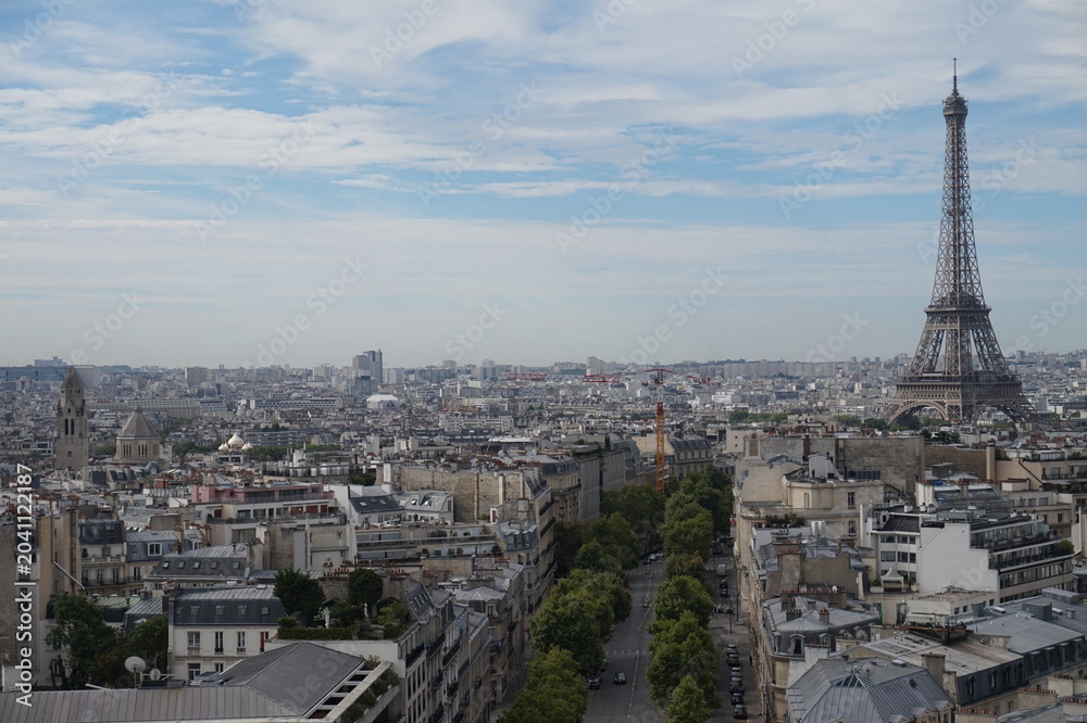 Fototapeta premium View of Paris from Arc de Triumph