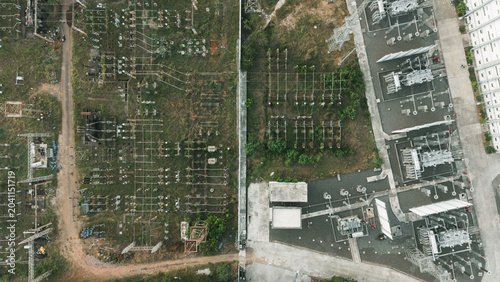 Quadro su tela Aerial view of electrical substation complex with adjacent air insulated switchy