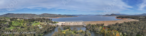Foto Spectacular aerial panorama of Lake Hume NSW Australia