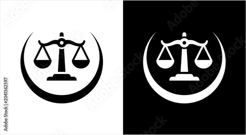 Canvastavla Scales of Justice Symbol Representing Law and Fairness.