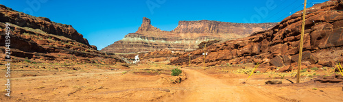 Cuadro en lienzo Moab, Utah - May 15, 2026 Panorama of the area approaching the Moab Canyonlands