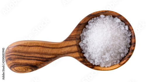 Fotografía Wooden spoon filled with coarse sea salt crystals