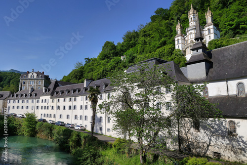  Institution Notre-Dame de Bétharram, sanctuaire et collège à Lestelle-Bétharram