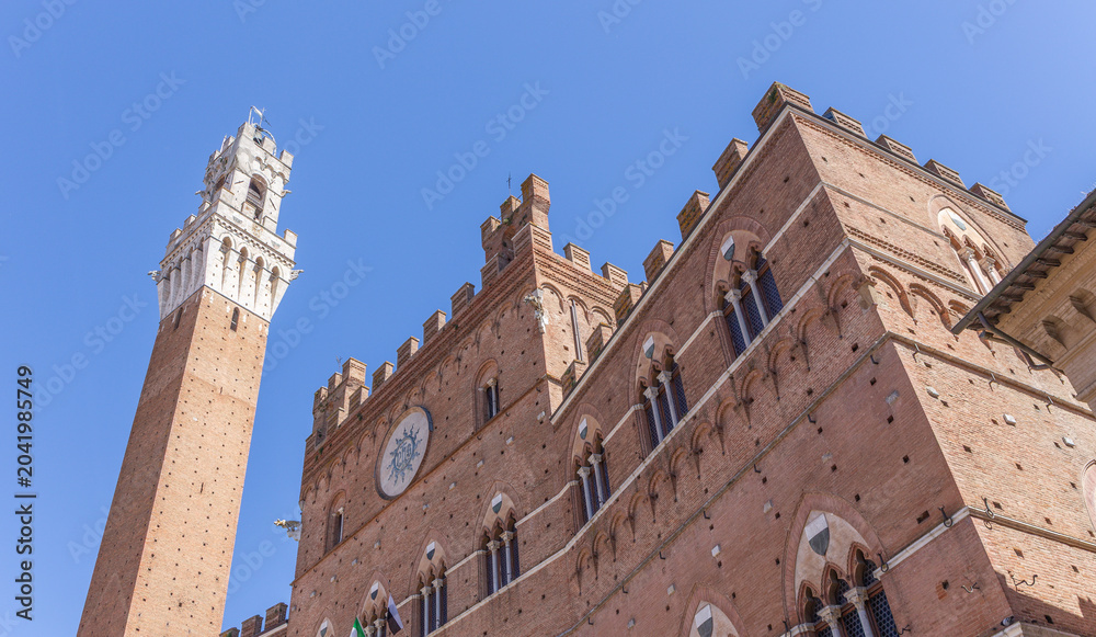 Naklejka premium Palazzo Pubblico: Das Rathaus der Stadt Siena, Toskana, Italien