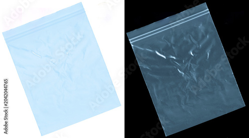 Foto Transparent plastic ziplock bag mockup, empty polyethylene storage pouch on whit