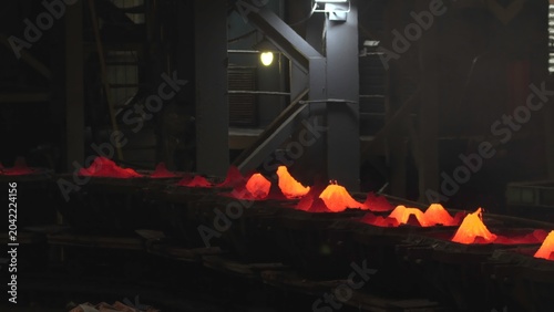 Konstfotografi Hot Billets Move Through Factory Cooling