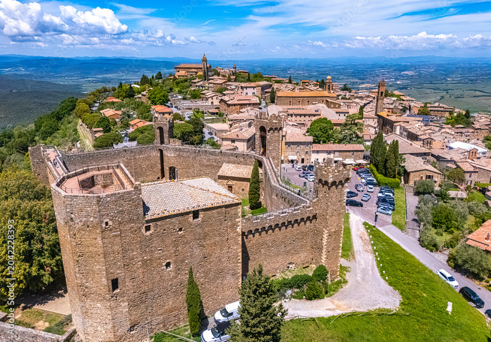 Naklejka premium View of Montalcino, in the province of Siena,Tuscany, Italy