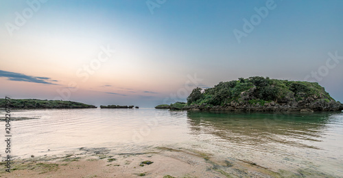 Bild auf Leinwand 夕暮れの星砂の浜（西表島）