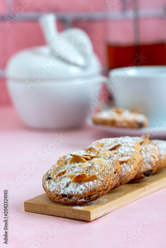 Cookies with almond flakes and chocolate chips.