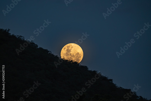 Rising moon