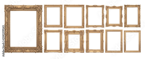 Fotografía Set of elegant golden picture frames with intricate carvings for luxury home dec