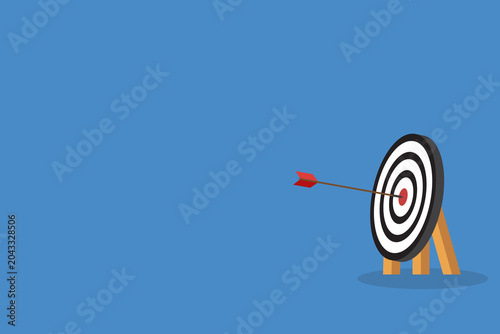 Arrow hits center. Business challenge failure and success concept.	
