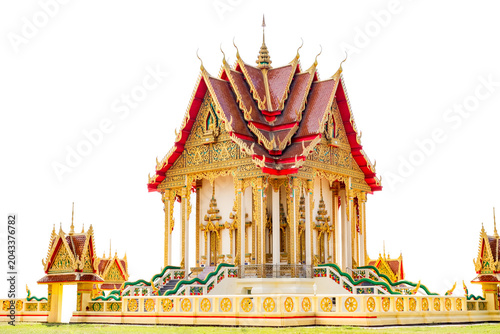 Traditional Thai Buddhist temple building with golden ornaments and beautiful architecture, isolated on transparent background. Perfect for travel, culture, religion, Asian tourism concept, PNG