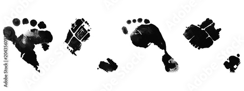 Foto Collection of diverse footprints and shoe prints in black ink scattered across a transparent background offering versatile design elements and creative possibilities for graphic projects