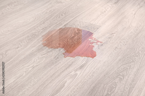 Wooden laminate floor with ...