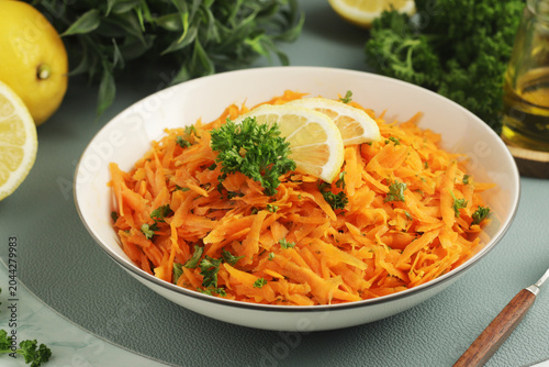 Canvas Print Salad Carrotes rapees - traditional French dish made of carrots