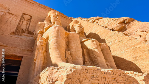Fotografie Abu Simbel, a cliff on the west bank of the Nile, in which two ancient Egyptian temples of Ramesses II are carved, Egypt