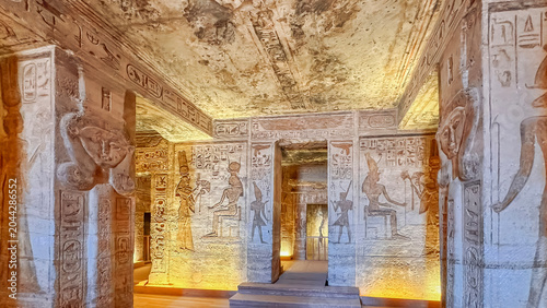 Fotografía The goddess Hathor in the Temple of Nefertari near the temple of Abu Simbel, Pha