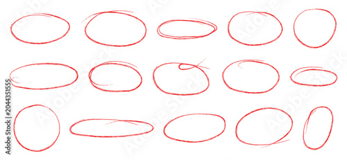 Fotografia Hand drawn red crayon ovals and circles set
