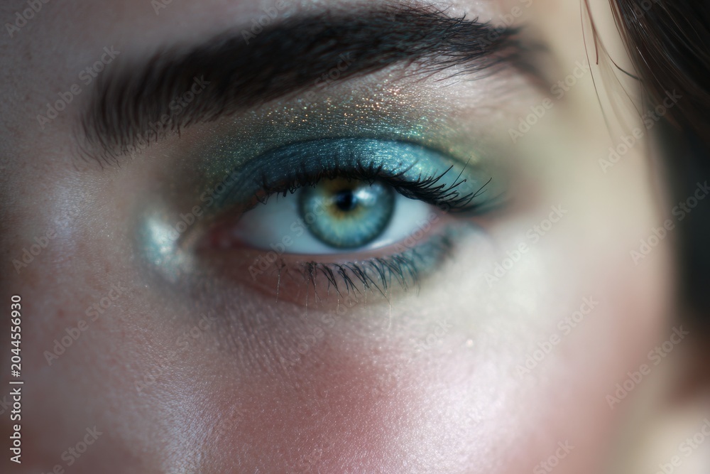 Obraz premium Glowy focus on inner eye corners and highlighted nose for beauty background and makeup detail banner design