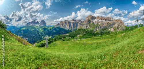 Foto Panoramic view of Langkofel and Sella groups, Dolomites, Italy