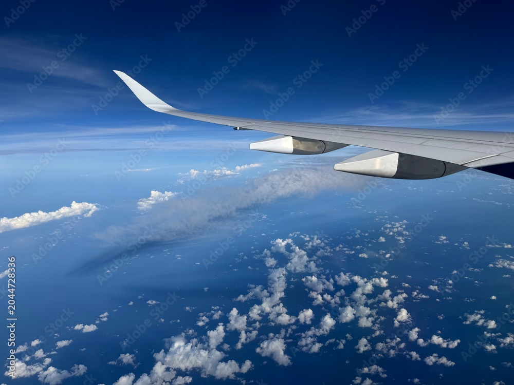 Fototapeta premium view from airplane window
