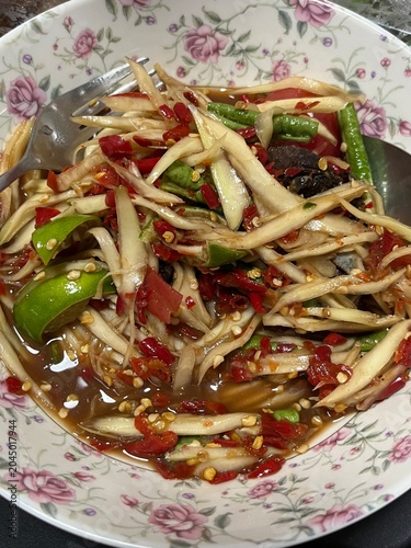 ส้มตำ ตำปูปลาร้า Somtam
Papaya Salad