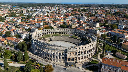 Canvastavla Pula arena ancient roman amphitheater in croatia