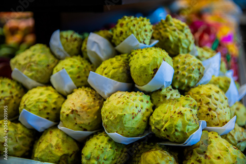 Schilderij op canvas Fresh Sugar Apples at Produce Market