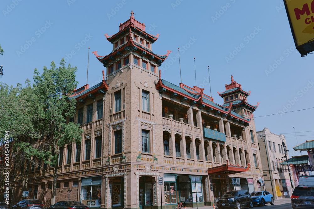 Obraz premium the old building in the city
