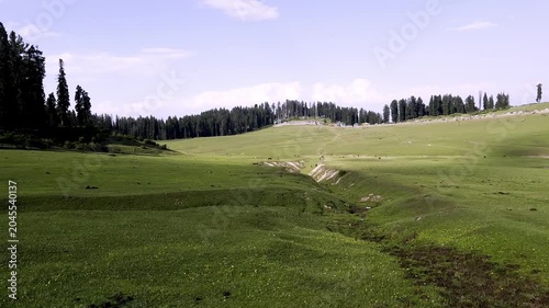 Doodpathri Budgam Tourist Destination in Kashmir 2026, Scenic Meadows, Rivers and Mountains