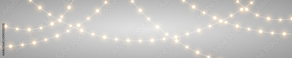 Fototapeta premium Christmas garland string lights PNG. Realistic golden LED lamps and luminous yellow gold bulb decoration isolated on transparent background. Glowing Xmas design for poster and brochure.