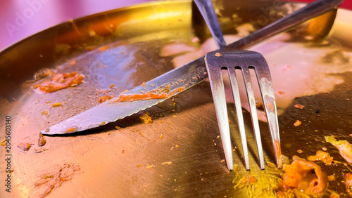 Schilderij op canvas Dirty plate with knife and fork