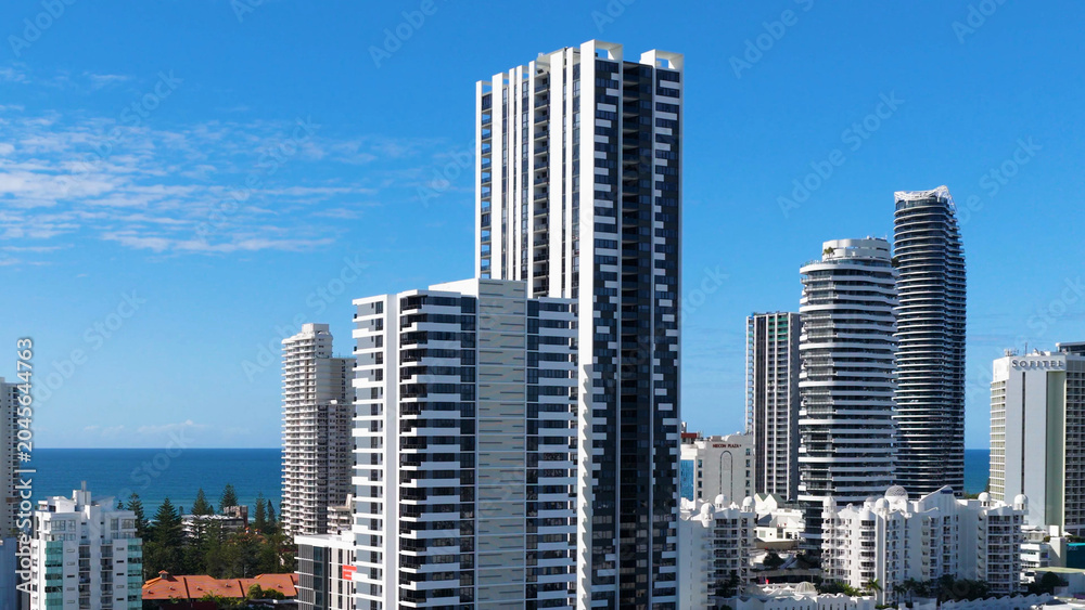 Obraz premium Aerial View of Modern Skyscrapers in Gold Coast Australia Under Blue Sky