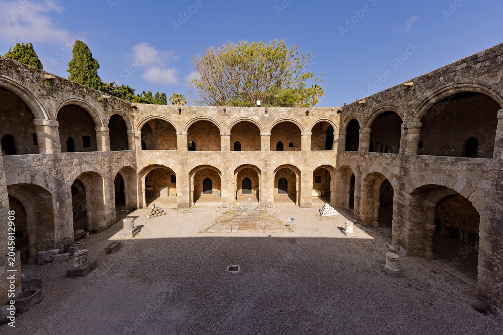 Fototapeta premium in the old town of Rhodos on Rhodos Island, Greece