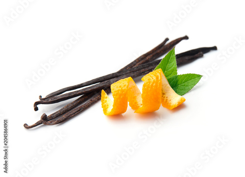 Vanilla stick with citrus zent and mint leaves