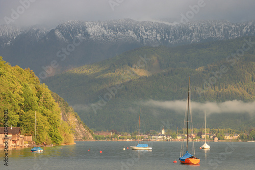 Abendstimmung am Wolfgangsee mit Katergebirge