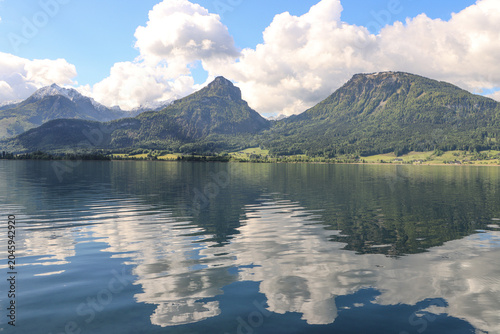 Morgenstimmung am Wolfgangsee; Blick von St. Wolfgang auf Sparber und Bleckwand