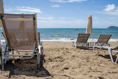 Tableau sur toile Empty sun loungers on a sandy beach in Zakynthos, Greece