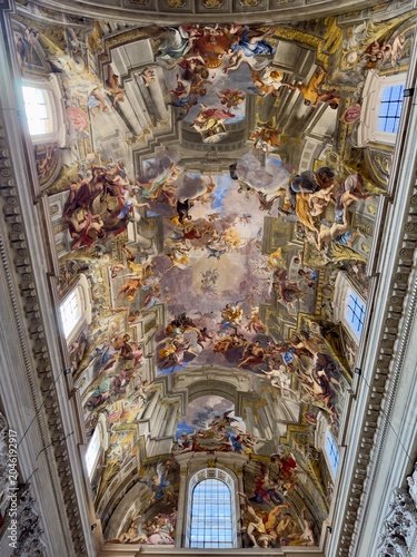 Quadro em tela The famous optical illusion ceiling fresco by Andrea Pozzo in the Church of St