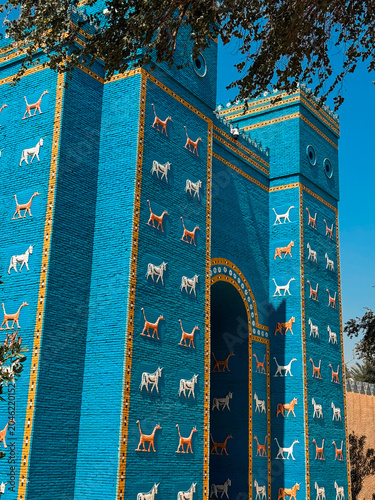 Vibrant Ishtar Gate reveals ancient Babylons cultural heritage in Iraq