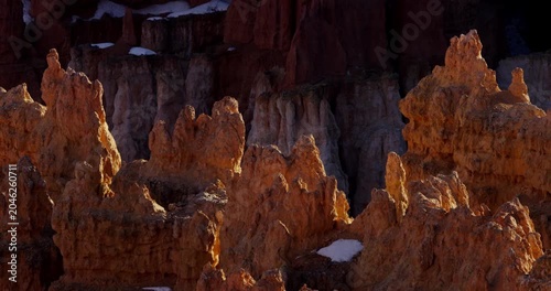 4K Rock Formations: Dramatic Desert