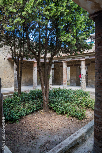 Shops House, Gardens, Buildings architecture, art, paintings, reliefs, Roman, Herculanium,