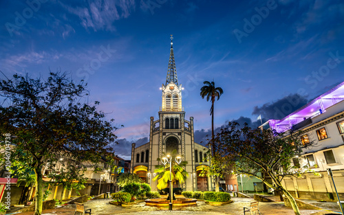Fotografía The historic Saint Louis Cathedral illuminated at twilight in Fort de France, Ma