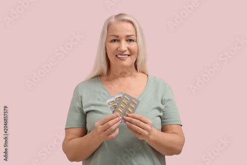 Mature woman with blister p...