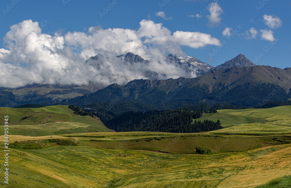 Naklejka premium A panoramic view of the landscape near Urumqi, China.
