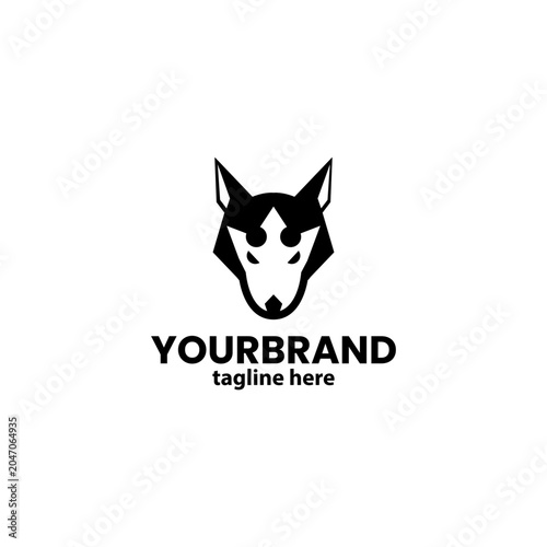 wolf king logo design vector