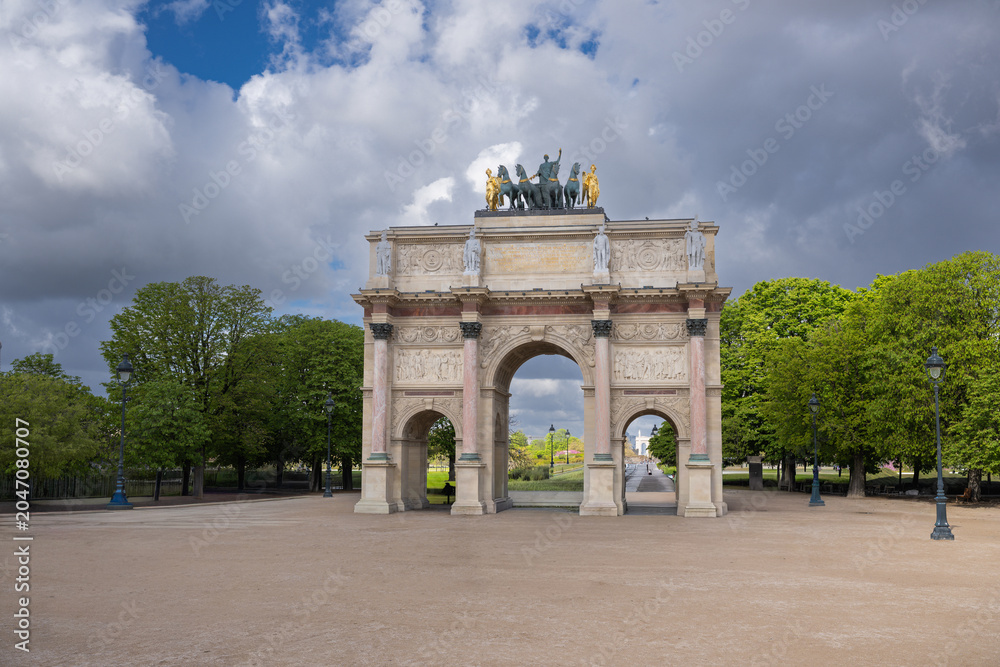 Fototapeta premium Paris is the capital of France and of the Île-de-France region. It is the most populous city in the country and the only single-municipality department in France.