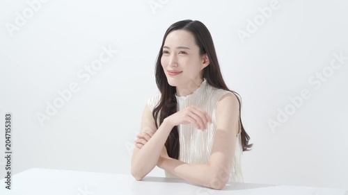 女性　スキンケア